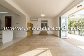 SAI KUNG Village House For Sale | Expat Community, Lawn Garden & Communal Pool