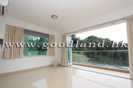 SAI KUNG Mid Level Upper Duplex For Sale | Greenery View & 3 Bedrooms