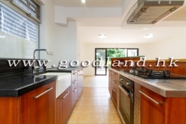 SAI KUNG Village House For Sale | Gated Community, Pool, Renovated & 4 Bedrooms