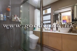 SAI KUNG Village House For Sale | Near Town, Garden, 2 Parking Spaces & 4 Bedrooms
