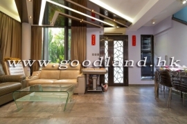 SAI KUNG Village House For Sale | Near Town, Garden, 2 Parking Spaces & 4 Bedrooms