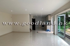 Convenient Location | Sai Kung Village House For Rent