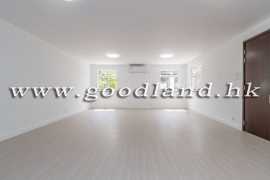 Parking in Private Gate | Sai Kung Village House For Rent | 4BR