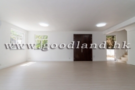Parking in Private Gate | Sai Kung Village House For Rent | 4BR