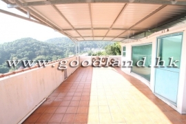 【Sai Kung Sought-After House for Sale】4-BR with Huge Lawn Garden & Pool