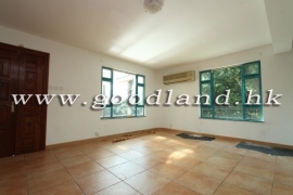 【Sai Kung Sought-After House for Sale】4-BR with Huge Lawn Garden & Pool